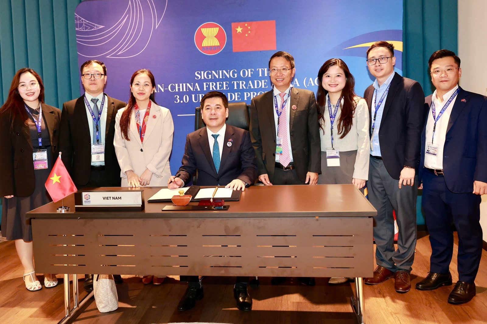 z7163625087220_90171ab31325d2bb08af4a4391c8ef60_87b07