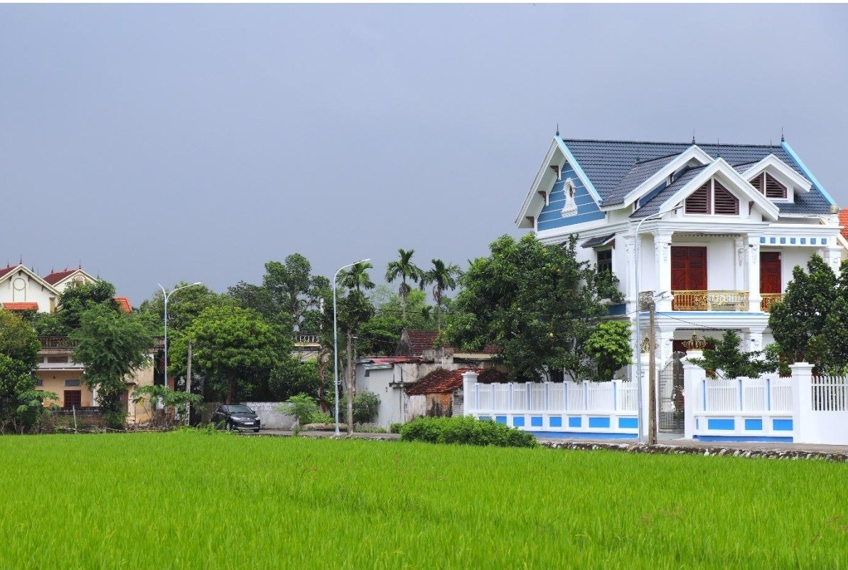 GN38. Những ngôi nhà hiện đại, đắt tiền tại thôn Ngũ Cối