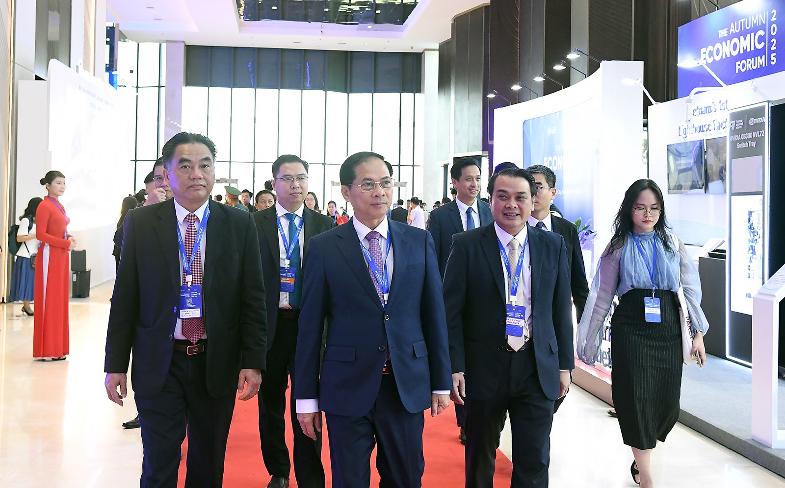 dsc6216-17640373670081724948094