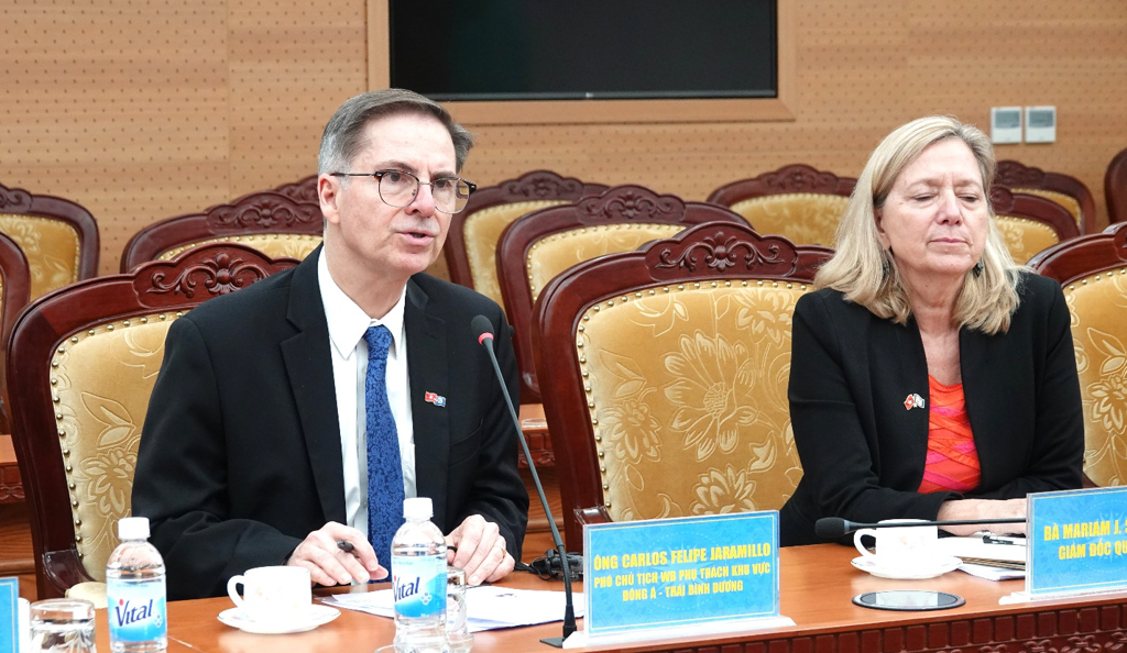 97a2d766-3431-48b7-a04e-e7a8e2755bff